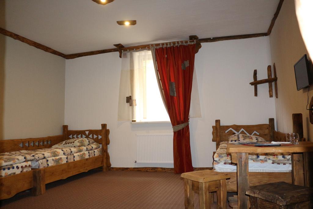 Eco Grill Hotel Restaurant Aquarius Lviv Quarto foto
