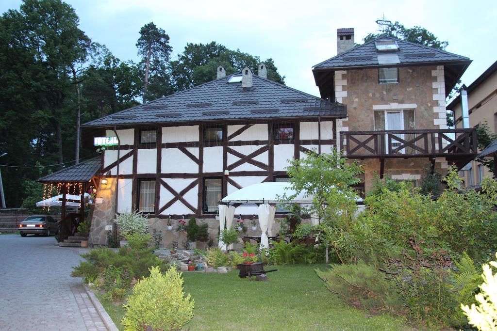 Eco Grill Hotel Restaurant Aquarius Lviv Exterior foto