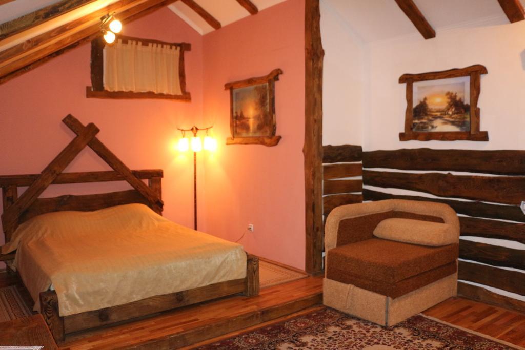 Eco Grill Hotel Restaurant Aquarius Lviv Quarto foto